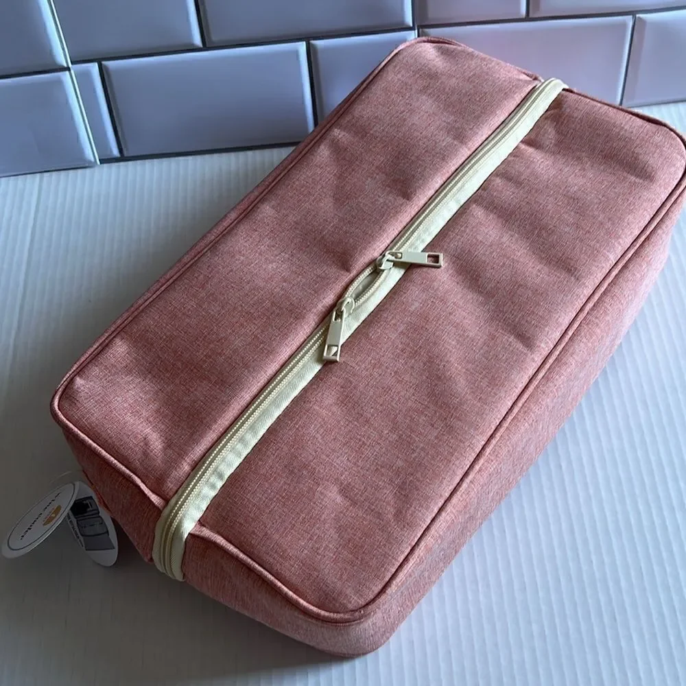 Wine cooler in Peach zipper bag